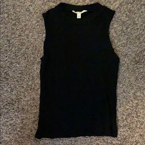 Black sleeveless shirt